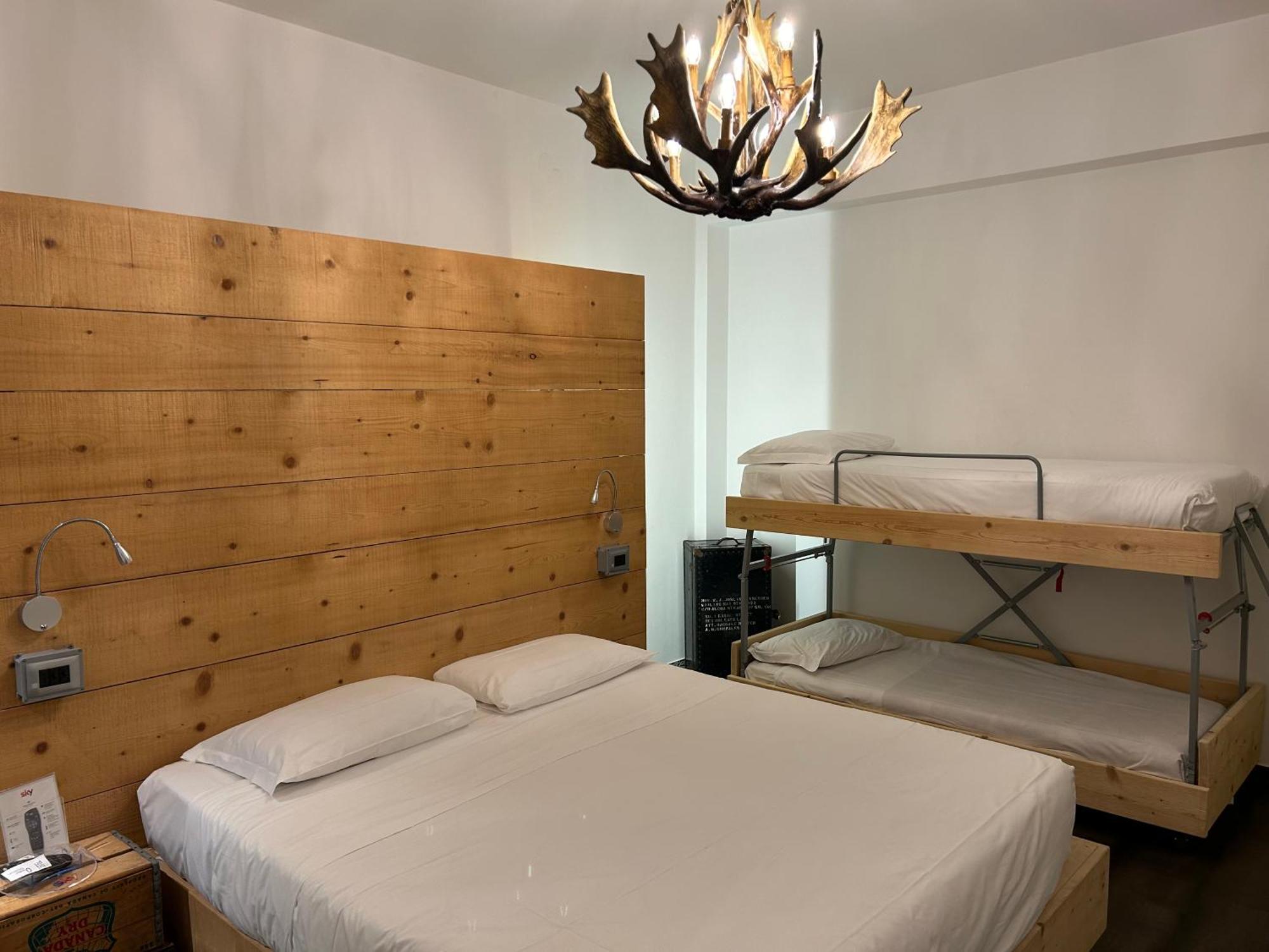 Hotel Perla - The Storyhoteller Riccione Zewnętrze zdjęcie